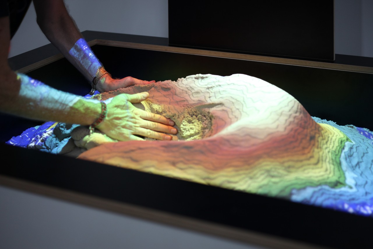 AR-Sandbox, 2016